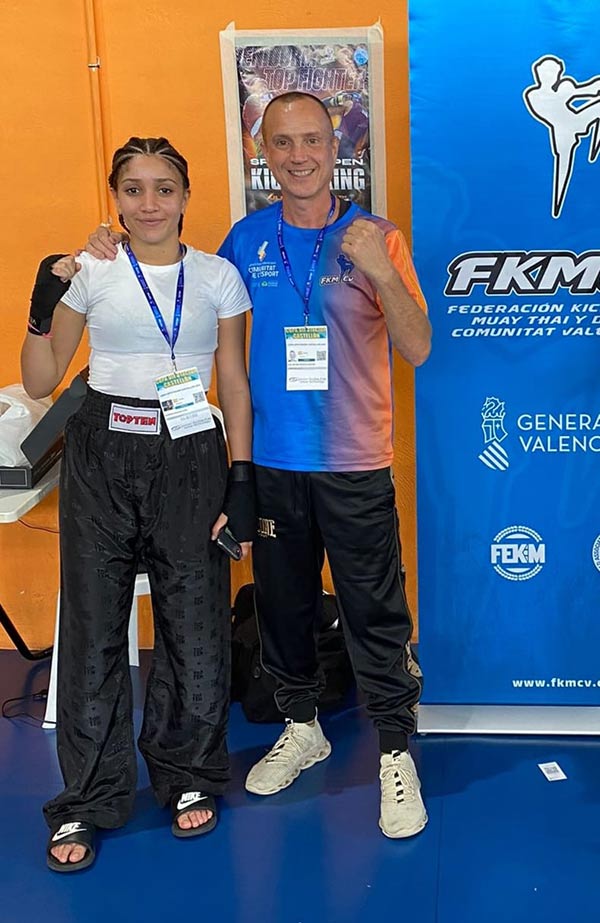 bronce light contact sara