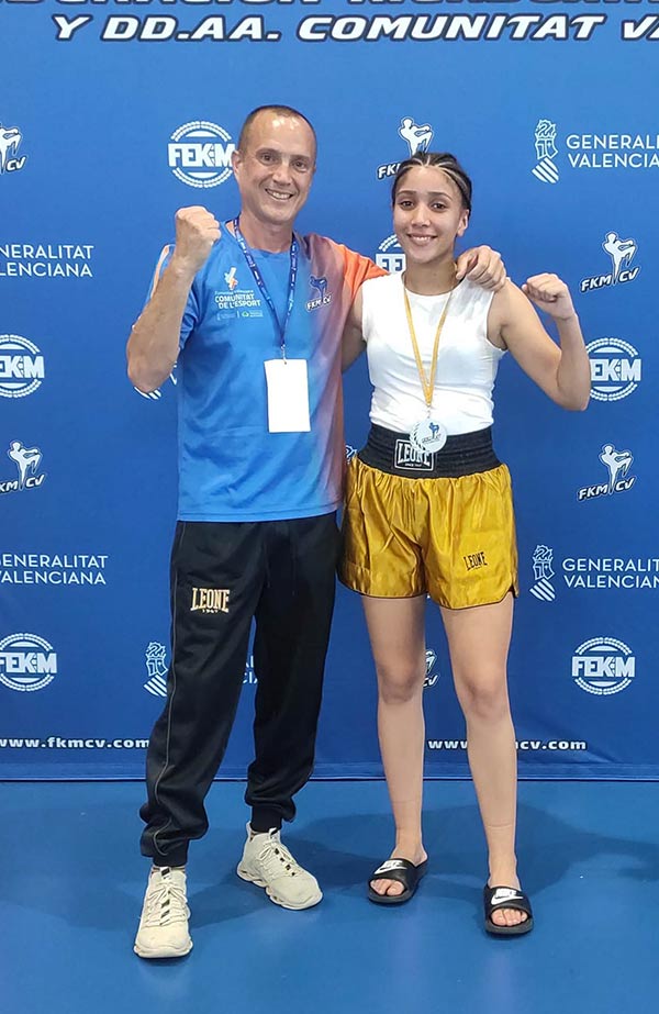 plata kick light sara